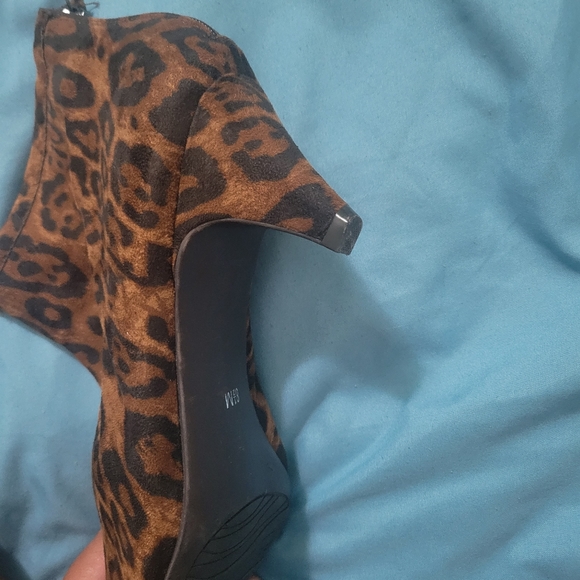 Leopard booties - Picture 3 of 10